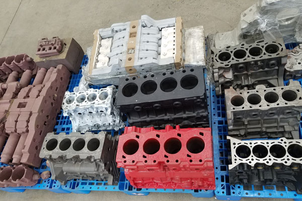 Cylinder block and sand core